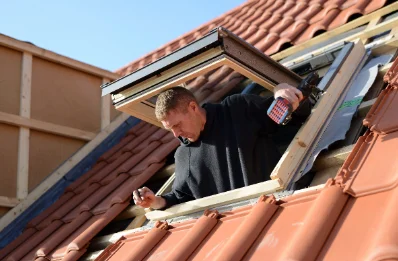 Pose de fenêtres de toit Velux à Auzon